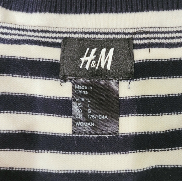 H&M Large Ruffle Sleeve Striped Sweater - Picture 4 of 5
